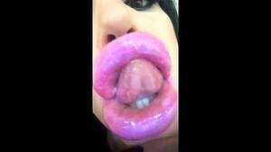 lips - Watch lips - Dsl, Lips, Solo Porn - SpankBang