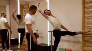 Male Ballet Dancer Porn - GayForIt.eu - Ballet dancer barebacked