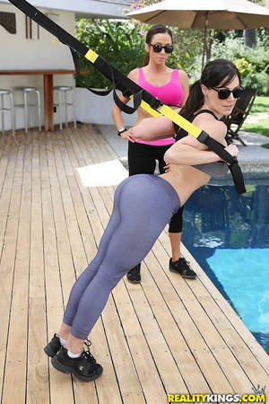 asian yoga pants - Yoga pants asian porn - Yoga pants porn butt image 4 jpg 427x640