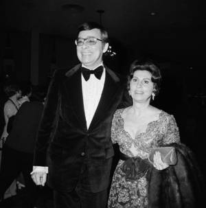 Mother By Boy Porn - Nancy Sinatra Sr. Dies: Frank's First Wife And Mother Of Three Was 101 https