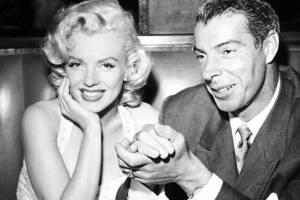 Marilyn Monroe Porn Blowjob - A picture-perfect Marilyn Monroe with Joe DiMaggio in 1953. [2000 x 1333] :  r/HistoryPorn