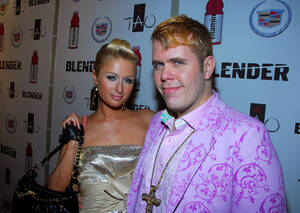 celebrity upskirt paris hilton - Have The Gossip Bloggers Behind Perez Hilton And Lainey Gossip Changed?