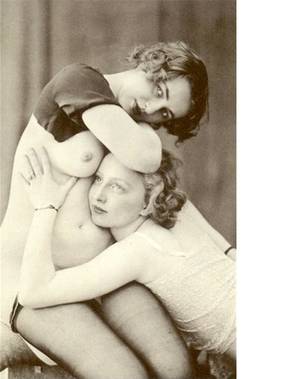 1930s Lesbians - A Lesbian Kiss To Desire: Vintage lesbian erotica Toys and Treats for Women  Who Love Women