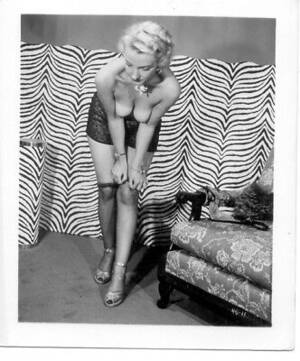 black vintage naked - Vintage 1950s Black/White Pinup Photo NUDE | eBay