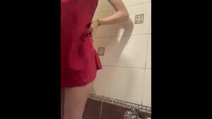 mutual handjob shower - Bathing in the shower and mutual masturbation Porn Video - Rexxx