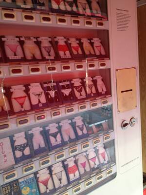 Japan Porn Vending Machines - Kansai Culture: Interesting Vending Machines in Japan