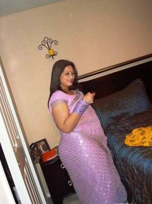 curvy indian mature porn - 