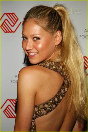 Anna Kournikova Ponytail Porn - Anna Kournikova Ponytail - Anna Kournikova turned up the wow factor in a  sexy high ponytail at the AAFA American Image Awards.