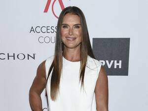 Brooke Shields Hairy Pussy - Brooke Shields Remembers the Pathetic Pick-Up Line Trump Used on Her