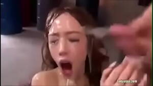 Girls Bathing In Cum Porn - girl gets a cum bath - XNXX.COM