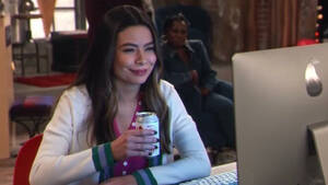 Miranda Cosgrove Porn Meme - Megan's \