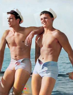 Ben Affleck Gay Porn - 1940 photo of Ben Affleck and Matt Damon in â€œUp Periscope!â€ an in-depth  documentary on gay sailors. : r/fakehistoryporn