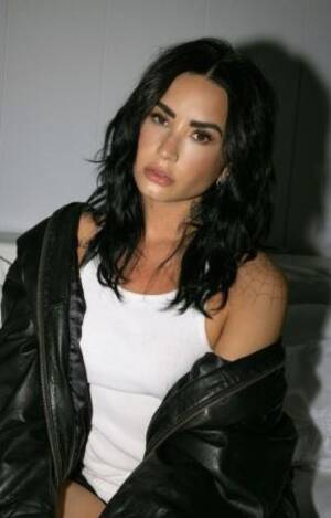 Lesbian Pussy Demi Lovato - Demi Lovato Lesbian Imagines - Wake Up |D - Wattpad