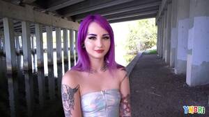 Girls With Purple Hair Porn - YNGR - Hot Inked Purple Hair Punk Teen Gets Banged - XVIDEOS.COM