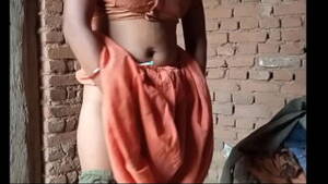 hot indian outdoor - Hot Indian house wife outdoor sex clear Hindi porn xxx