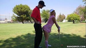 Golfing Porn - Sexy Golfer Girl gets on Her Knees for Dick - XVIDEOS.COM