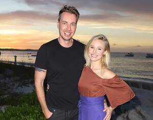 Kristen Bell Hardcore Porn - Dax Shepard Shares NSFW Mother's Day Post for Kristen Bell