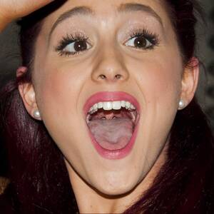 Ariana Grande Facial Porn - Ariana Grande : r/Celebsmouths