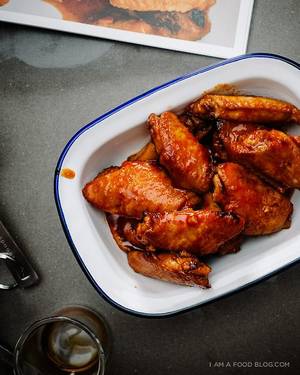 Hot Chicken Porn - sriracha honey hot wings ~ *local hot sauce & vinegar sub - wanna use up my  date vinegar