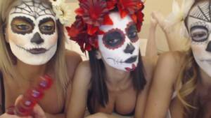 Day Of The Dead Face Paint Porn - Dia de los Muertos Lesbian Threesome - Cam