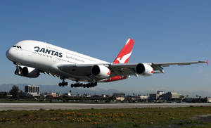 Airline Porn Body Search - Qantas A380 departing LAX