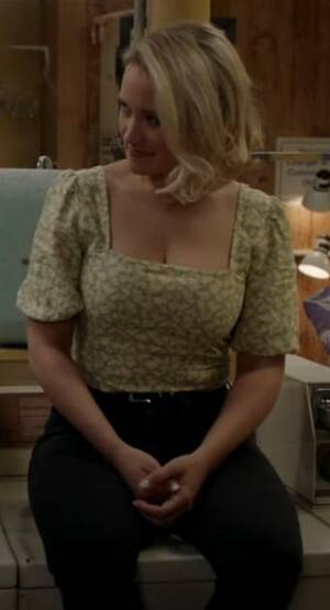 Emily Osment Sex Porn - Emily Osment in Young Sheldon : r/EmilyOsment