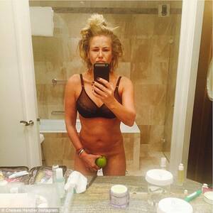 Chelsea Handler Porn - Chelsea Handler takes selfie while holding an apple in front of her crotch  | Daily Mail Online