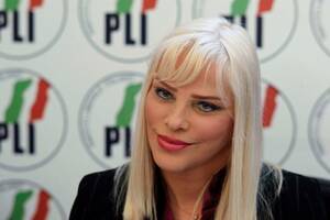 Cicciolina - Jeff Koons's Ex-Wife and Muse Ilona Staller, aka Cicciolina, Is Returning  to Politics to Take on Italy's Populist Insurgents