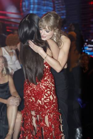 drunk party fuck - Selena Gomez and Taylor Swift's Complete Friendship Timeline