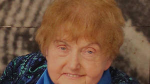 Airline Porn Body Search - Holocaust survivor Eva Mozes Kor: TSA put me through \