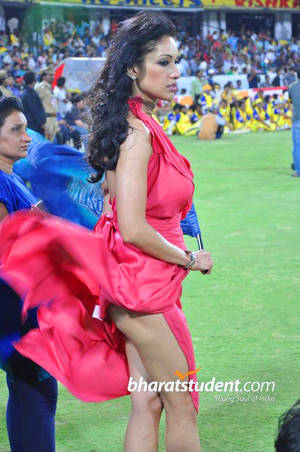 hot desi celebrity upskirt - mumbai indian's supporter - upskirt, butt show.