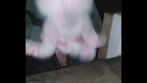 Guy Fucks Rabbit Fingers - Me fucking my bunny in my friends shed - XVIDEOS.COM