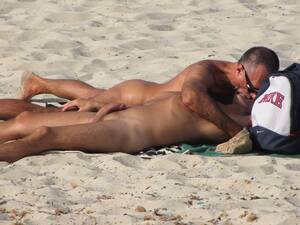 beach boner couple - Boner in the Beach - 45 porn photos