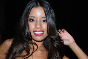 Lupe Porn Star - File:Pornstar Lupe Fuentes on Exxxotica 2009 2.jpg - Wikimedia Commons