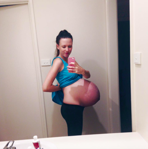 Nazi Porn Pregnant - This Pregnant Woman's Bump Pics Were Put on a Porn Site Without Her  Permission