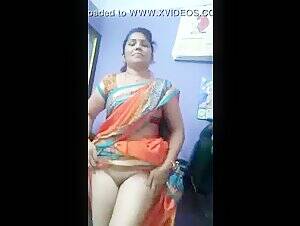 indian in saree pussy - Indian Married Lady Recording Her Hairy Pussy Video In Saree For Lover -  ChiggyWiggy.Com