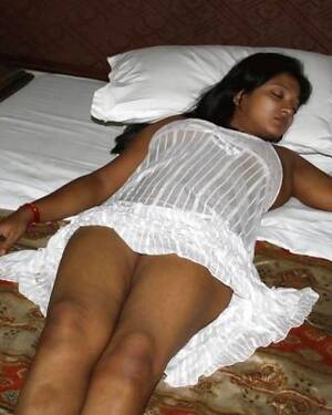 desi girls sleeping naked - HOT DESI GIRL NUDE Porn Pictures, XXX Photos, Sex Images #1416840 - PICTOA