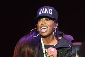 Missy Elliott Porn Magazine - 8 GIFs of Missy Elliott Teaching You Fools About Beauty