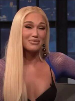 Gwen Stefani Porn Bbc - Gwen Stefani stuns fans with 'unrecognisable' appearance on US chat show -  Irish Mirror Online