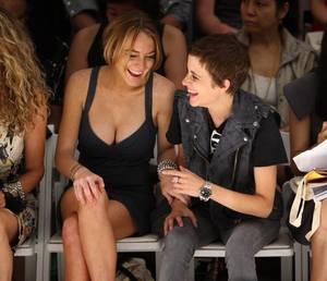 Celeb Lesbian Lindsay Lohan - Famous Lesbian Couples: Lindsay Lohan and Samantha Ronson