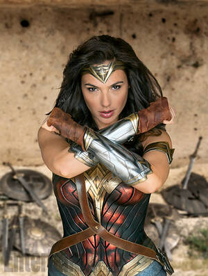 Gal Gadot Wonder Woman Porn - Check out these amazing new photos of Gal Gadot as Wonder Woman -  HelloGigglesHelloGiggles