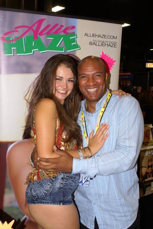 Allie Haze Exxxotica - I ...