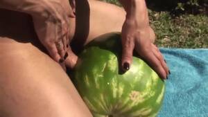 hottest shemale f cking a wtermelon - Shemale Fucking A Watermelon | Anal Dream House