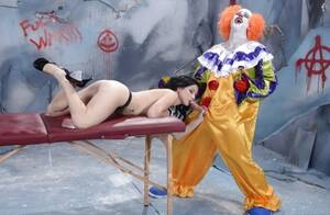 Clown Blowjob - Clown Blowjob Porn Pics & Naked Photos - PornPics.com