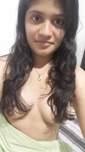 indian girl nude selfies - Indian nude selfie photos - FSI Blog