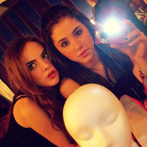 Elizabeth Gillies Ariana Grande Porn - Ariana Grande, Elizabeth Gillies' Friendship Over the Years: Photos