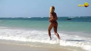 jenny live nude beach - Jenny Scordamaglia Nude Beach Run Jamaica HD