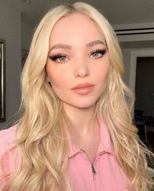 Dove Cameron Fucking - Disney Star Dove Cameron Shared An Empowering Braless Selfie