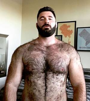 bear - 21yrs Old Looking 4 Hairy Daddys & Bears. Snapchat