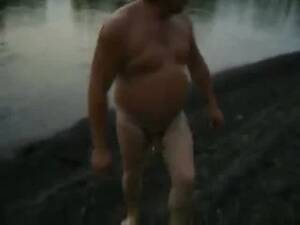 naked plumper skinny dipping - Fat daddy skinny dipping - ThisVid.com